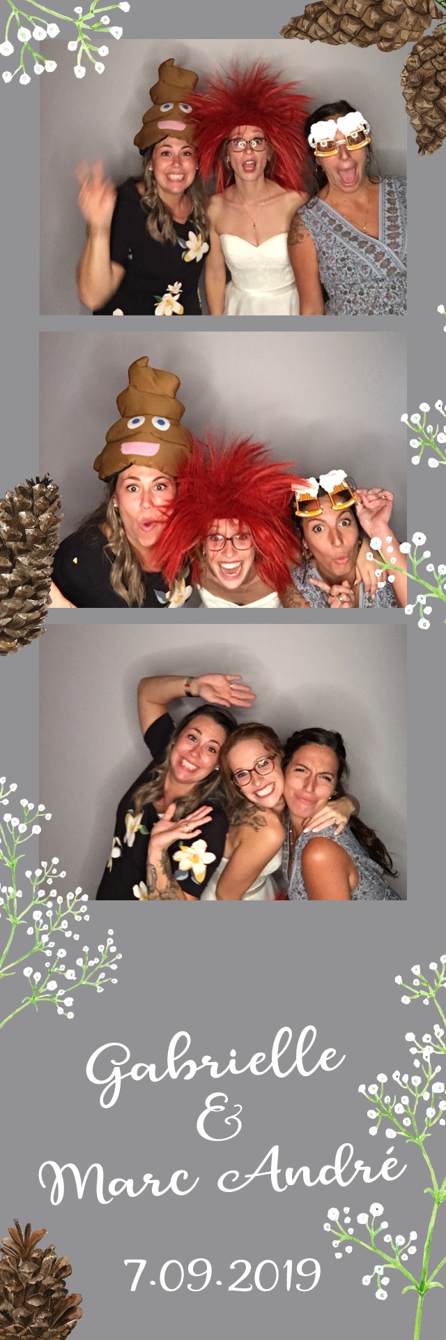 Mariage de Gabrielle et Marc-André | View more photos from the event at album.pbooth.red/u/Photobooth-RED/Mariage-de-Gabrielle-et-Marc-André